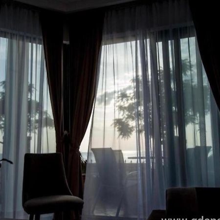 Delux Apartmani Dobrá Voda Exterior foto