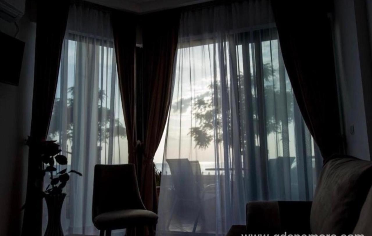 Delux Apartmani Dobrá Voda Exterior foto