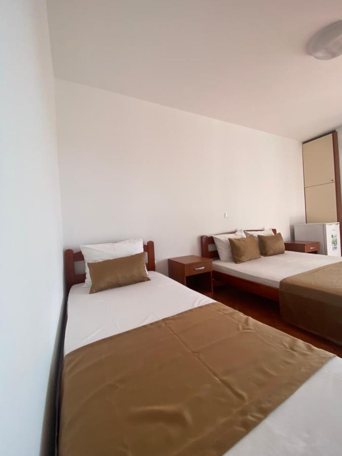 Delux Apartmani Dobrá Voda Exterior foto